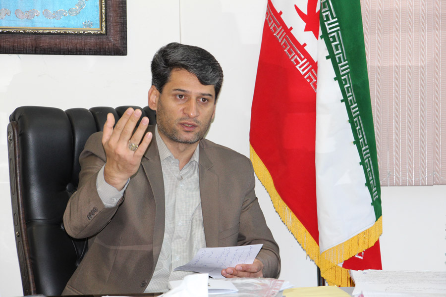 Holding a variety of programs in the crafts week in Isfahan province